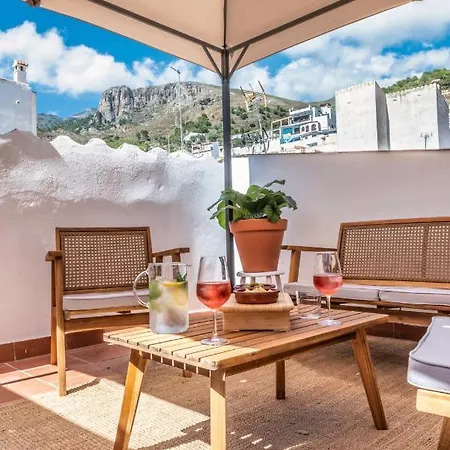 Encanto Bed & Breakfast