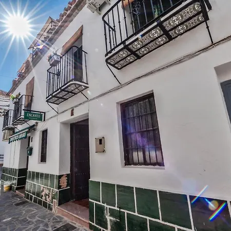 Encanto Bed & Breakfast Canillas de Aceituno