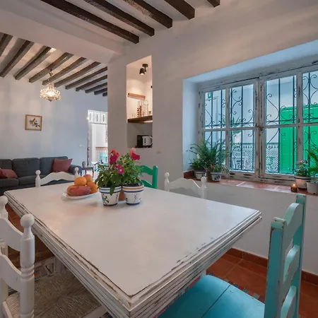 Encanto Bed & Breakfast Canillas de Aceituno